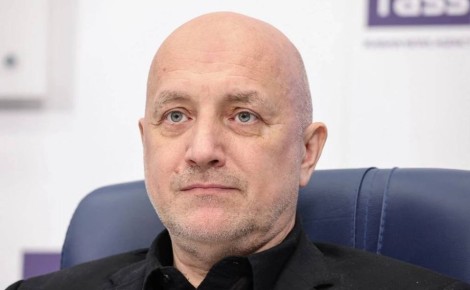 Писатель Захар Прилепин в ближайшее время подпишет новый военный контракт и вернется на фронт, сообщил РБК руководитель пресс-службы Иван Андреев