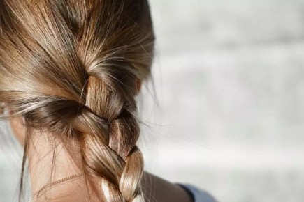 Как спасти волосы от хлорированной воды: действенный способ